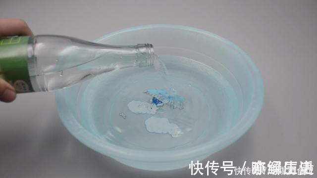 烟瘾|抽烟满屋子烟味怎么办?一个简单的方法,轻松去除烟味,简单实用