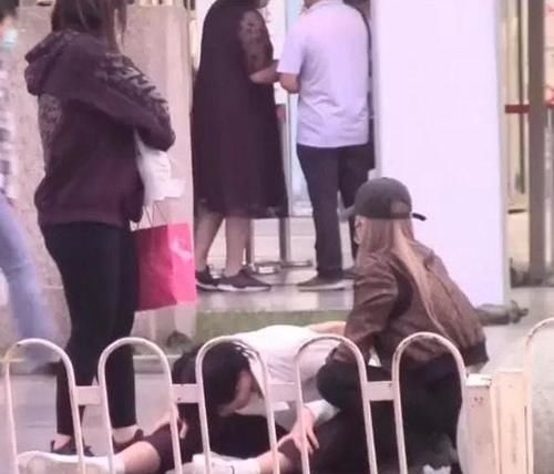 预告|《女儿们的恋爱4》预告中,画风有种说不出的奇怪,你看懂了吗?
