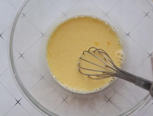 1碗糯米粉，2个鸡蛋，不分高低筋面粉，就能轻松做杯子蛋糕