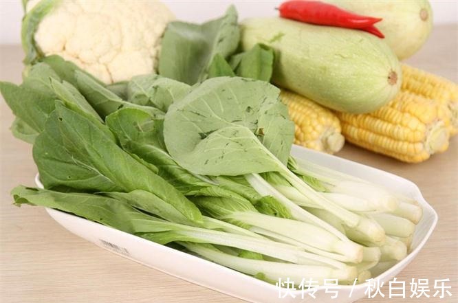 小白菜|想养生得会吃,3种蔬菜每天吃点,清热解毒,润肠通便,降血压