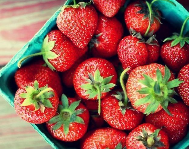 草莓|冬季大寒要告诉孩子戒掉冷饮零食，多吃3种如意果，寓意大吉大利