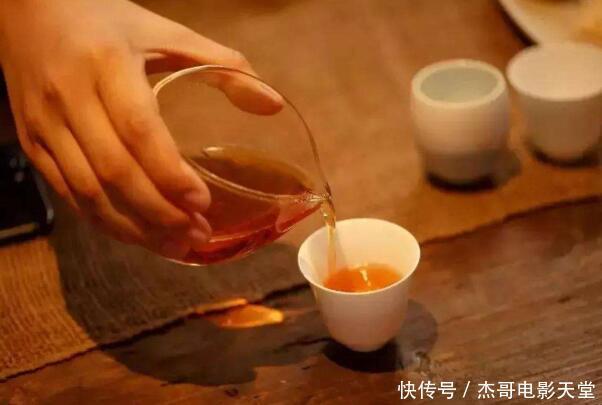 中年|隔夜茶能喝吗对身体有害吗