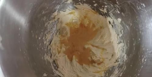  戚风|别死磕戚风了，柠檬磅蛋糕，简单几步，新手也能零失败