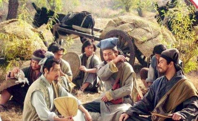水浒传!生辰纲为何是一场戏?《水浒传》中梁中书堪称大师级导演和影帝