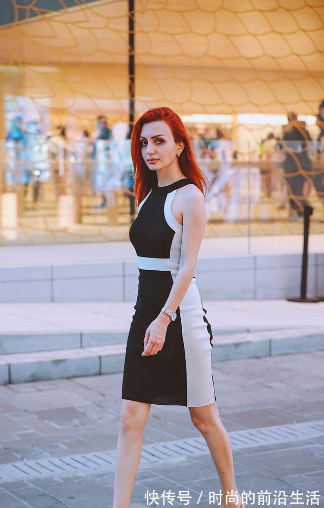 瑜伽裤","m":"7405088bf8c37eeeb2fa5d002c4dde73e99e28ee","nlabel":"stat_3045740437:zm.news.so.com:576O6aOf5rS75Zyw5Zu+,pageType_zmt,glevel_3","ntag":"tfashion;sfashion_时尚;kfashion_1:穿搭;kfashion_1:瑜伽裤;call_P:全类:时尚