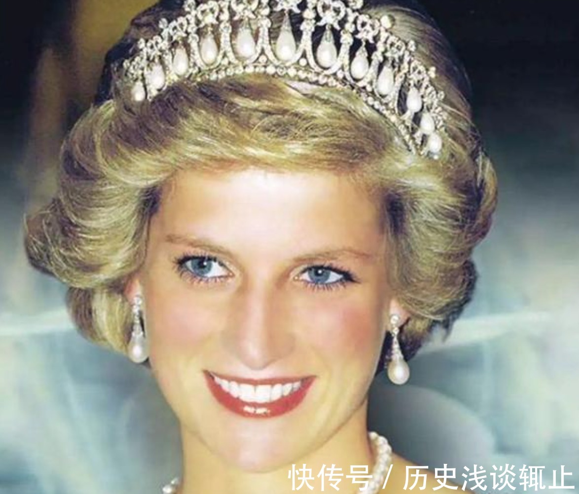 戴安娜皇妃 原来西方皇室也爱翡翠,看戴安娜皇妃就知道!