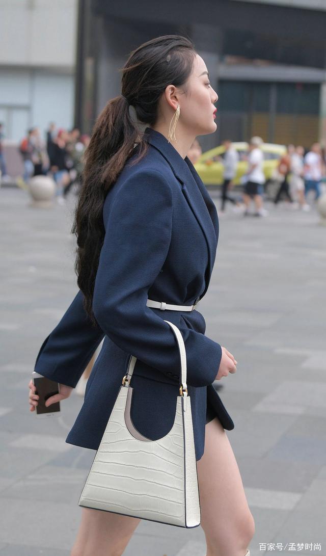 长筒高跟靴|西装外套职业女性的小心机,高雅典朴,穿出层次感