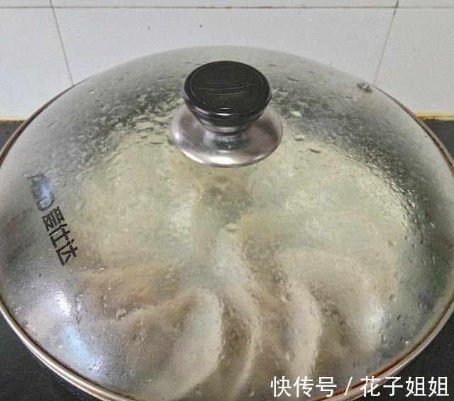 猪肉煎饺|韭菜猪肉煎饺,鲜香味美,百吃不厌!