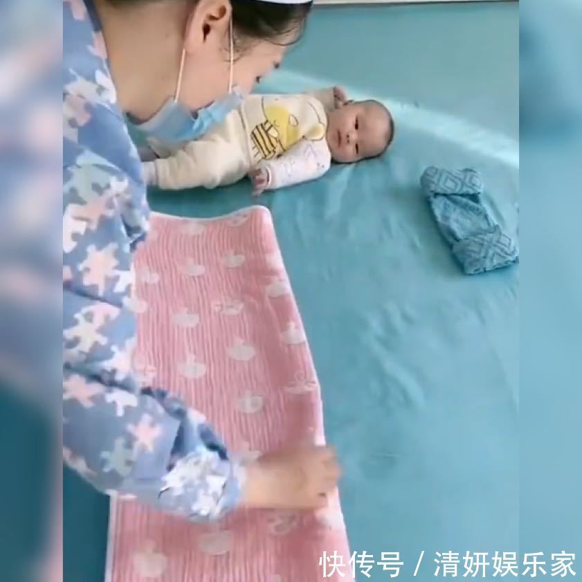被子|防止娃踢被子的小妙招,组图告诉你,真的“屡试不爽”,快学起来