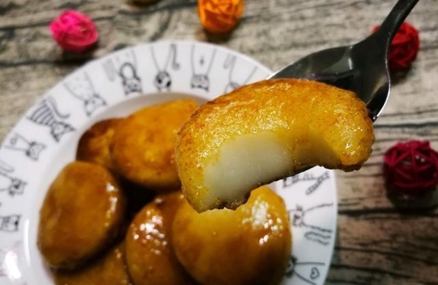 此菜被称为“妇科圣药”，隔三差五吃1次，滋润卵巢，皮肤紧致