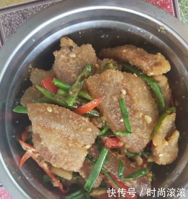 儿媳妇|大妈为儿媳妇做的一道“特色美食”,特别好