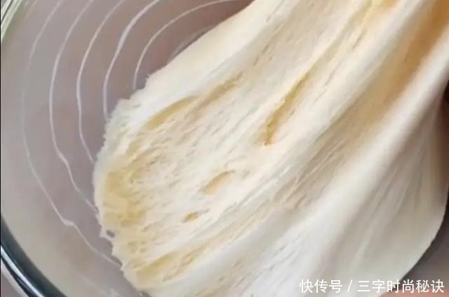 教你做奶香浓郁的奶香椰蓉棒,清香可口,比面包店的好吃!