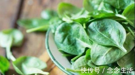 延缓衰老|女性想要身体好，坚持吃几种食物，补血润燥，延缓衰老，增强体质