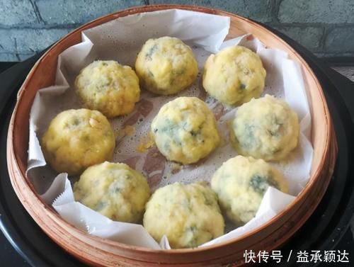 冷天,我家早餐这样吃,上锅一蒸10分钟上桌,孩子爱吃暖胃还解馋