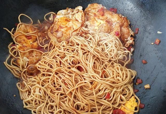 营养|天热,我迷上了它,只需5分钟做好,早餐晚餐都能吃,营养又美味