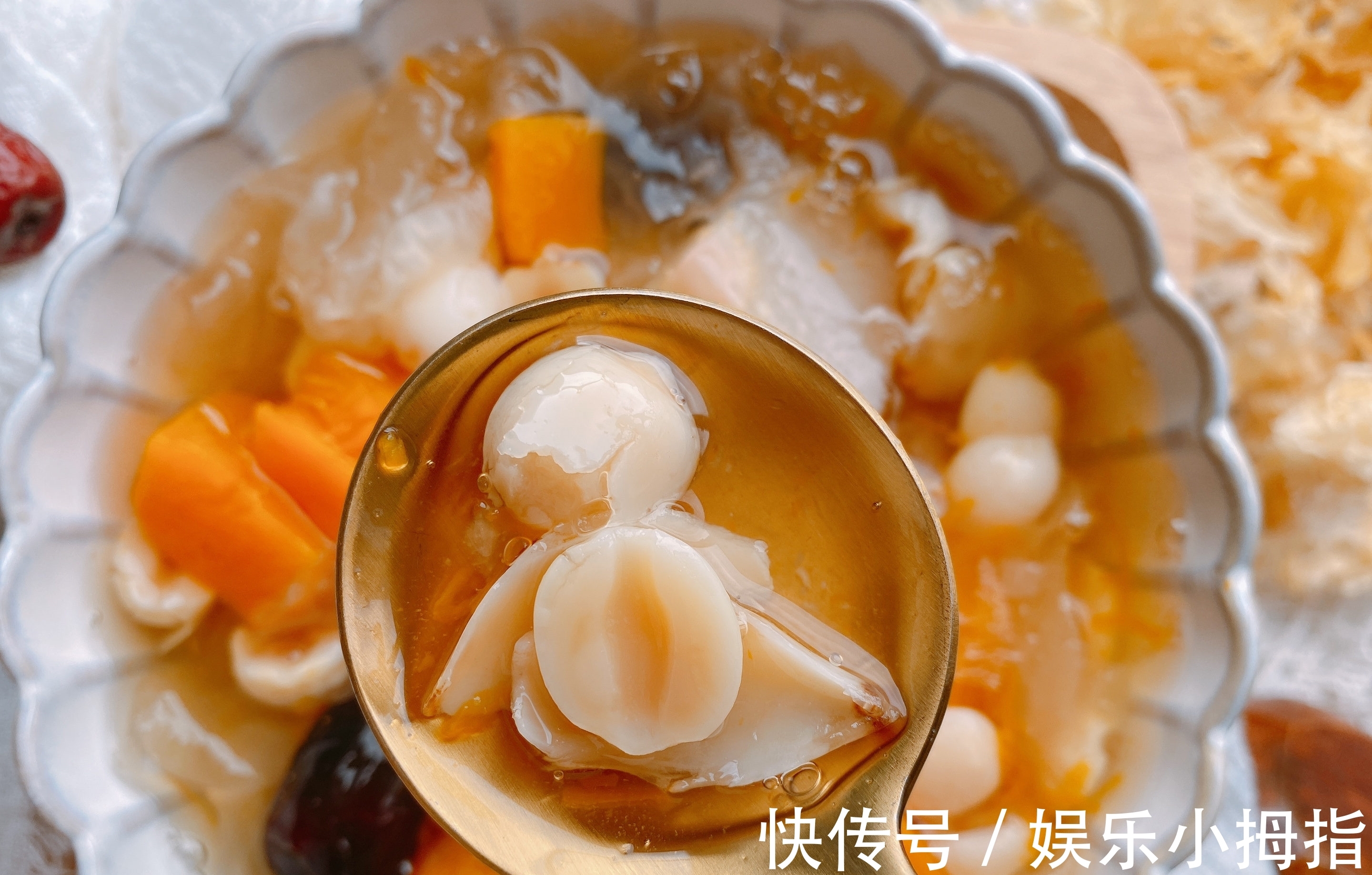 莲子芯|入秋后天气干燥，试试“4白1黄”的甜汤，止咳润肺，跟秋燥说拜拜