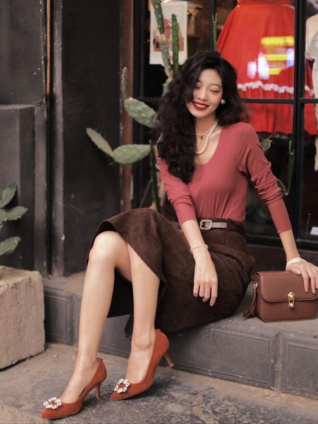 氛围感|复古港风穿搭怎么配?这些小技巧赶紧收藏起来,让你变得更加洋气