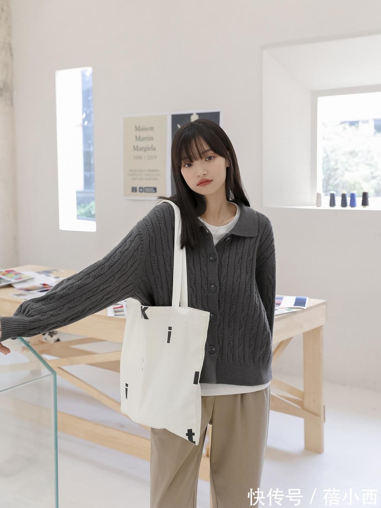 女生|早秋穿搭不发愁,用这4件衣服做外搭,减龄又时髦瞬间做气质女生