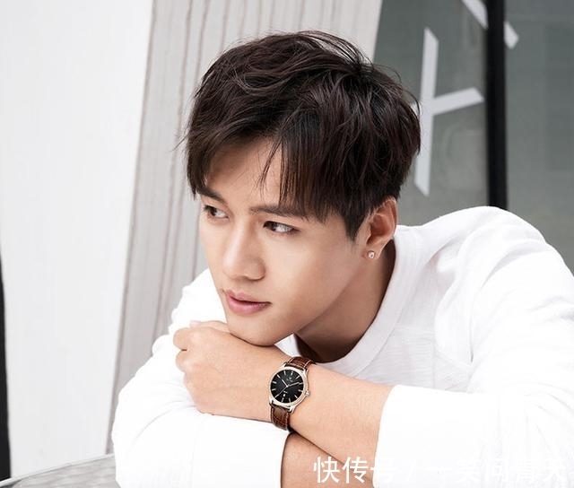 左手 男人切记要知道:左手“戴手表”的含义是什么?别再一问三不知