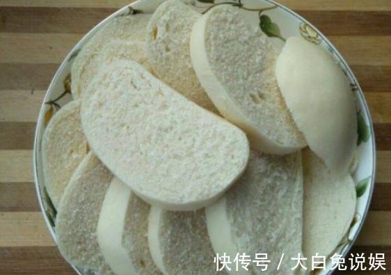 馒头片|炸馒头片,裹蛋液或者沾清水都不对!教您一招,馒头片酥脆不油腻