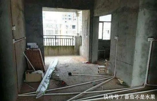 时分|头一次见水电装修不开槽，一看就知道是专业手法，够实用