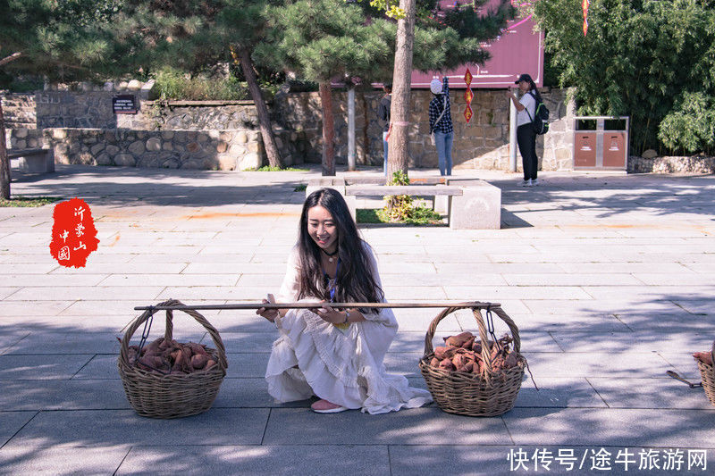 玻璃桥|落日余晖，一颦一笑染尽迷人秋色，遇见古老神秘之国—沂蒙山