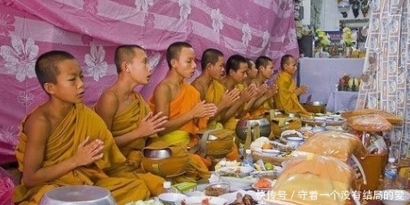 和尚|中国和尚与老挝僧人日常生活对比,差距还真大