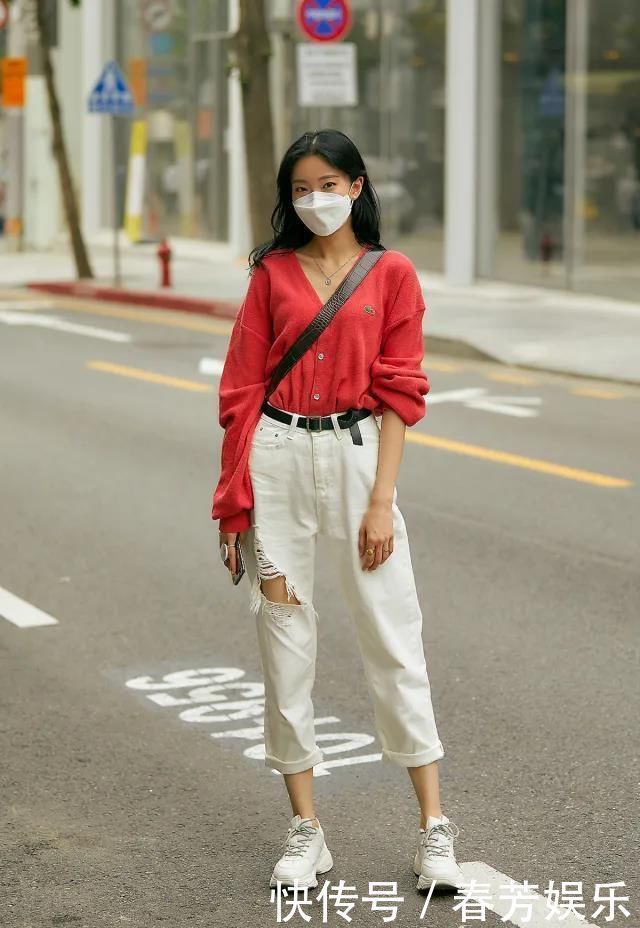 看街拍找灵感韩国女生的“夏日穿搭”好时髦，每套都想照着穿