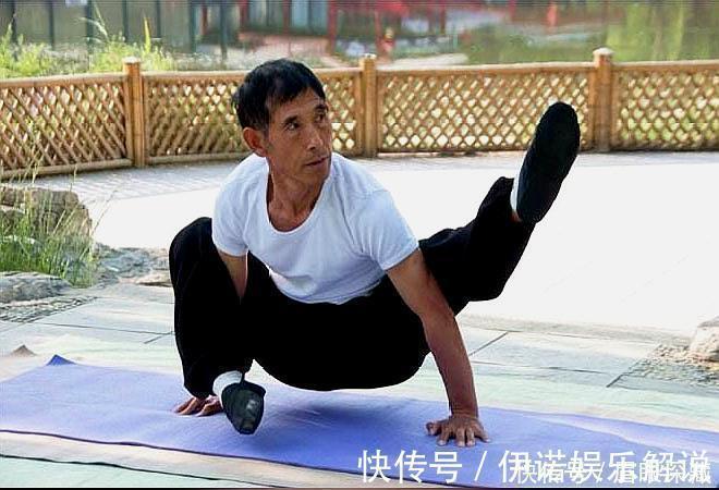 蜂蜜|经常便秘的人,记住多做2事,少吃2物,常喝一杯水,肠道更干净