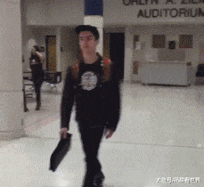 |搞笑GIF：嫂子你听我解释 事情不是你想象的那样