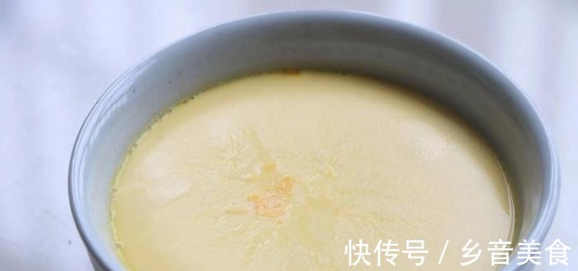 蒸鸡蛋，不加水加“它”，鸡蛋嫩滑如布丁还特营养，早了解早受益！
