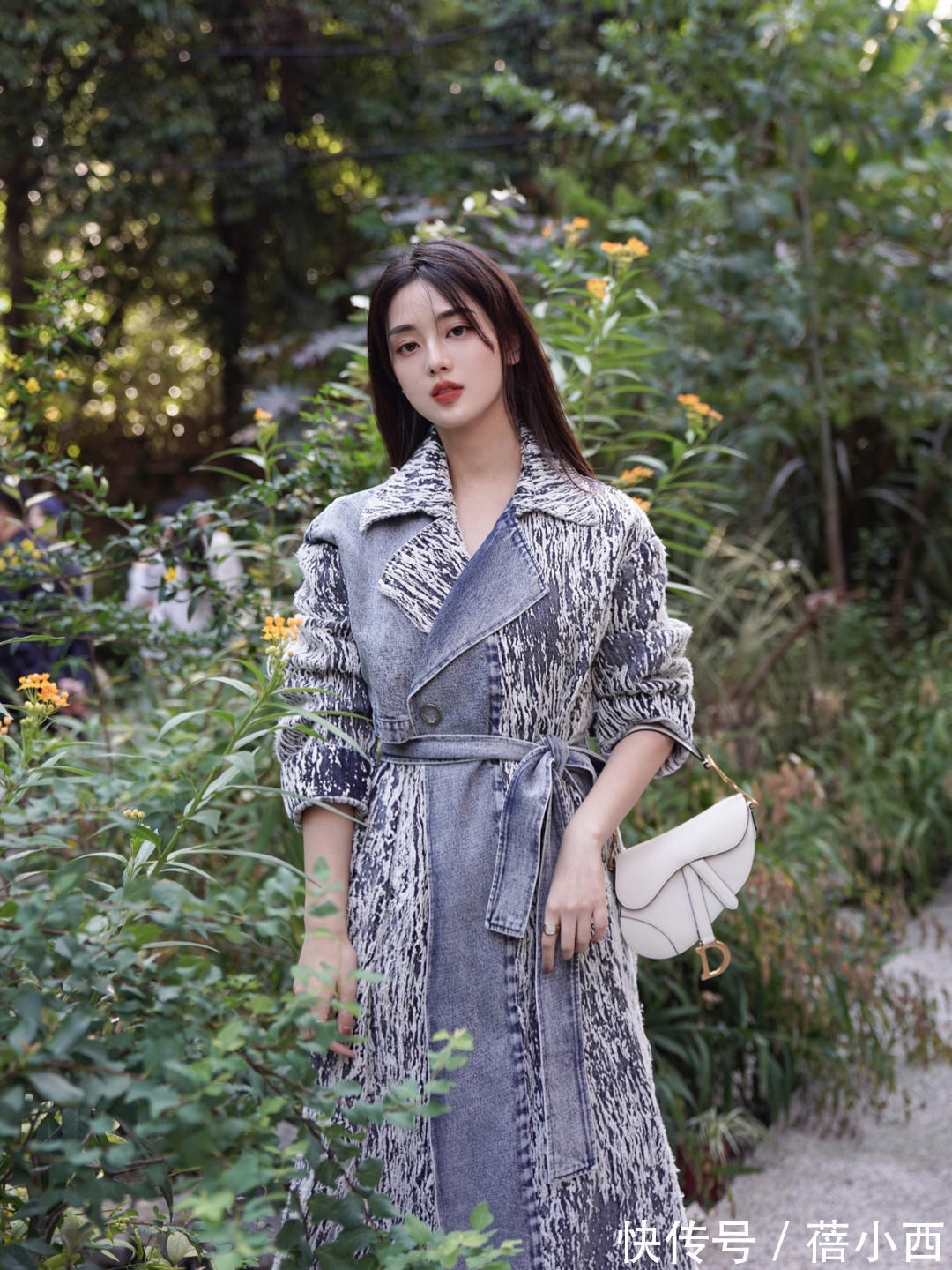 风衣 这个冬季终究还是被“风衣”惊艳了,优雅又时髦,怎么搭都好看