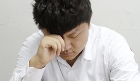  异常|25岁男子，尿酸却高达880，身体出现什么异常？早知早受益