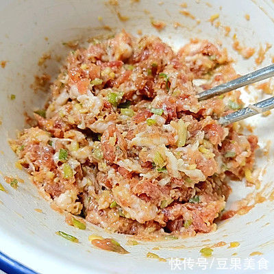 #东古家味美食#韭菜虾仁肉馅水饺