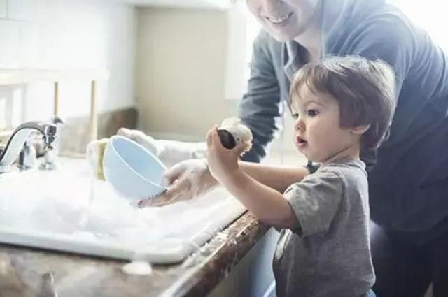 重男轻女|不管生几个孩子，将来最孝顺的往往是这个，家长们要尽早明白