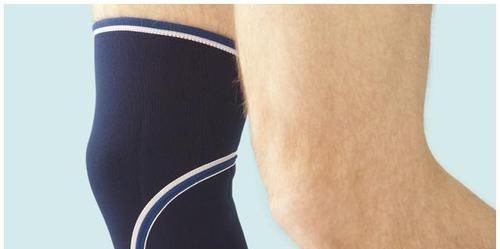 动作|腿好人不老!4个简单动作,远离关节疼痛,80岁也可能健步如飞