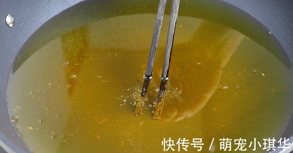 懒人|面粉别只炸油条了，教你懒人做法，比油条简单，比包子好吃，香
