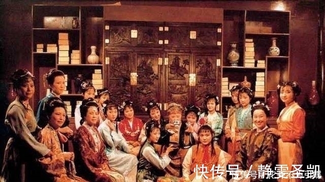 贞静#薛宝钗作下一首诗，当场无人评论，事后贾宝玉嘲讽“不害臊”