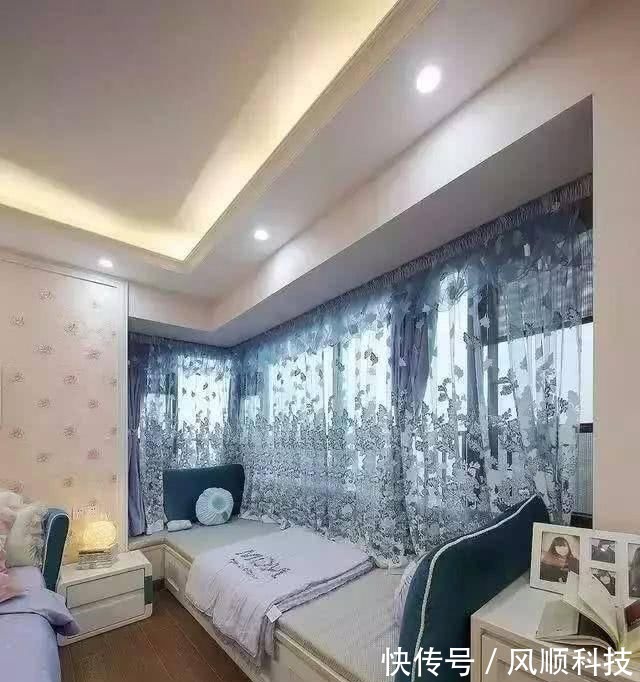 客厅|去朋友家串门,一进门就被美到了,很喜欢这样的客厅装修,漂亮