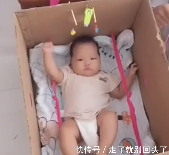 孩子|小舅舅在家带孩子,发明带孩子神器,妈妈看到后笑喷了