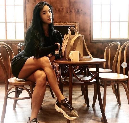 穿搭|她是韩国翘臀第一人,火爆全国给总统当私教,堪称健身服穿搭范本