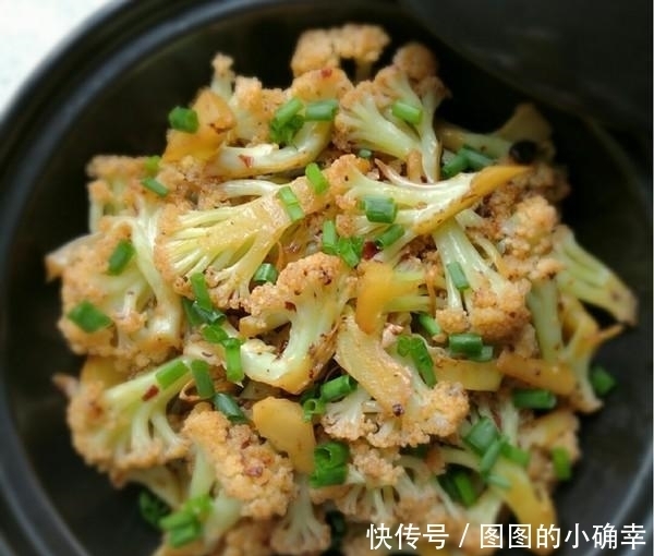 美食推荐:尖椒溜肥肠,蒜蒸鸡翅,干锅花菜,蒜炒猪脾