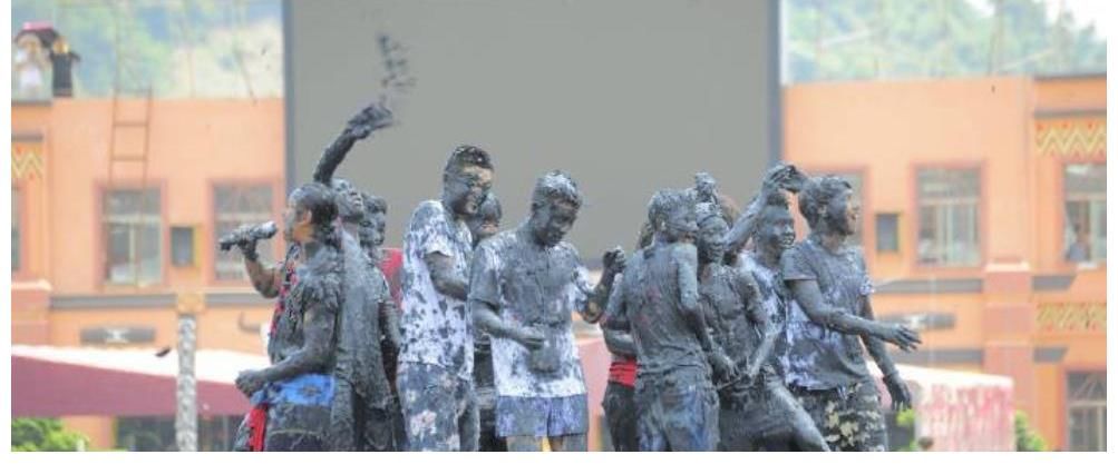 明星|一群明星来云南玩泥巴,看起来有点脏,寓意却很美好