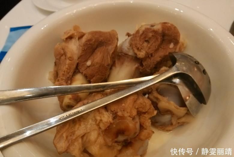 三种东西扔了很可惜,随手一砸扔进花盆里,养啥都爆盆,美极了