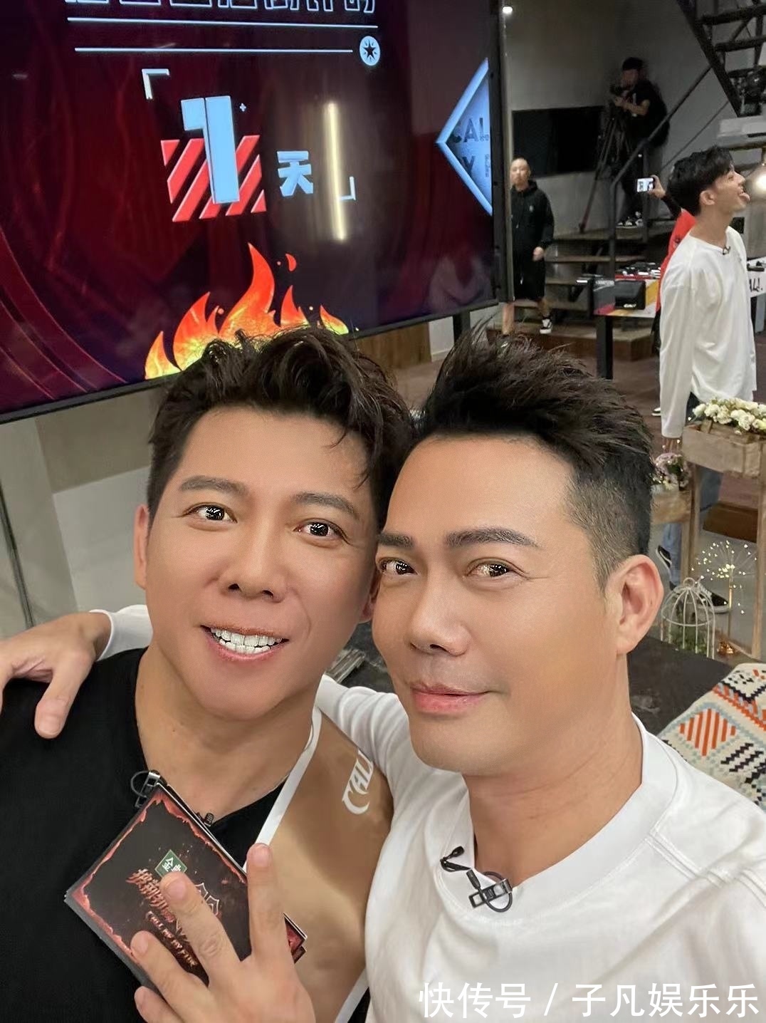 網(wǎng)友艷福不淺，《披荊斬棘的哥哥》哥哥們手機(jī)相冊(cè)私照曝光