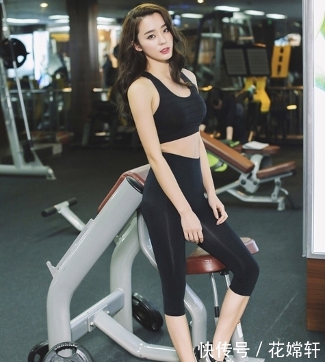 优雅|紧身打底裤美女优雅独到的气质,说不出的美!