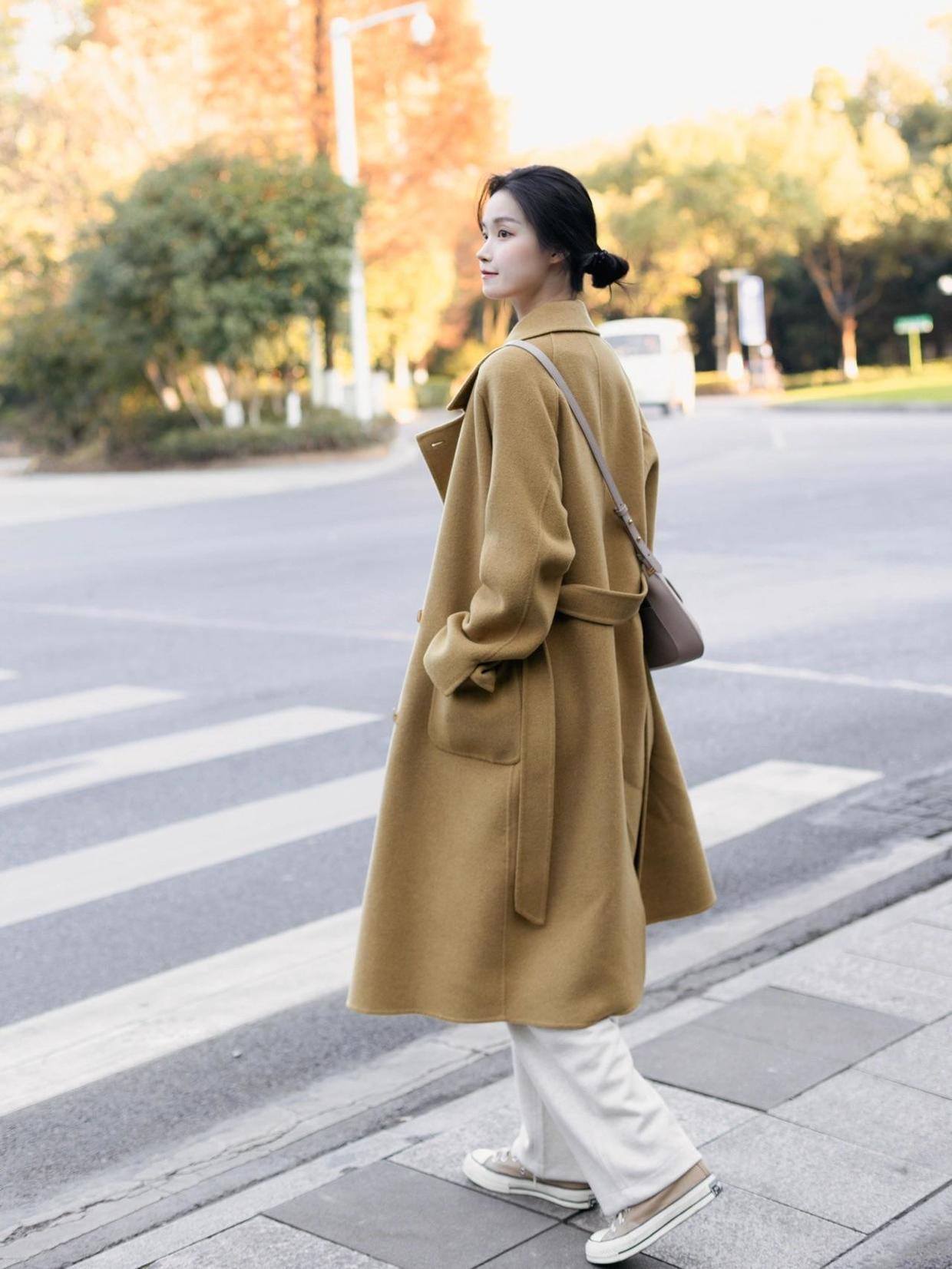 牛角扣|慵懒风大衣你get了吗?减龄又休闲,冬日的宝藏搭配!
