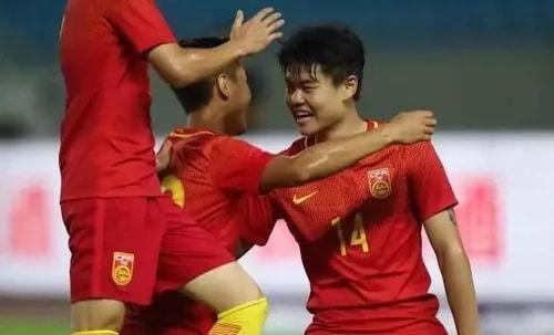 世预赛|世预赛两连败后!李霄鹏做出英明决定,中国足球有希望了
