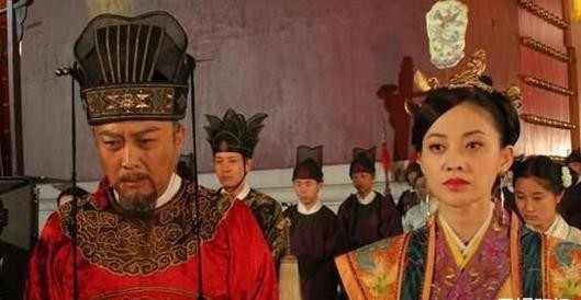 靠得住|明朝有个进士,曾举报张居正与李太后关系暧昧,这事靠得住吗?