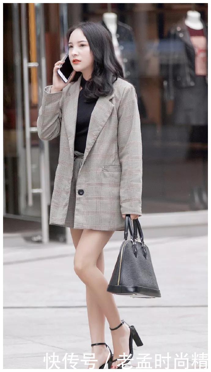 穿出|高跟鞋给人一种清爽大方的感觉, 同时也穿出了十足的时尚感